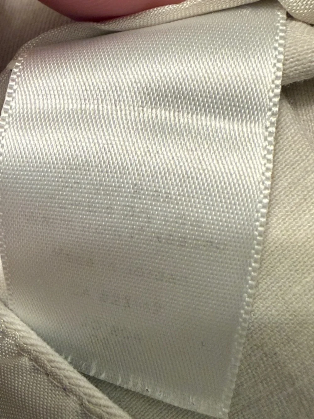 Talbots Woman Light Beige Chinos with side zip Sz 22W excellent condition